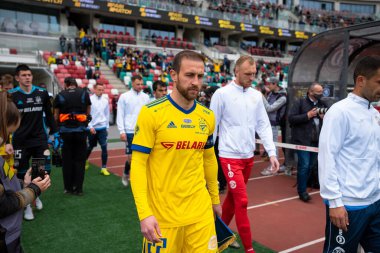 MINSK, BELARUS - 24 Mayıs 2020: FC BATE Borisov oyuncuları Belarus Kupası Finali 2020. Dinamo Stadyumu 'nda (Minsk) FC BATE Borisov - FC Dinamo Brest maçı)