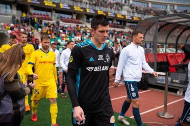 MINSK, BELARUS - 24 Mayıs 2020: FC BATE Borisov oyuncuları Belarus Kupası Finali 2020. Dinamo Stadyumu 'nda (Minsk) FC BATE Borisov - FC Dinamo Brest maçı)