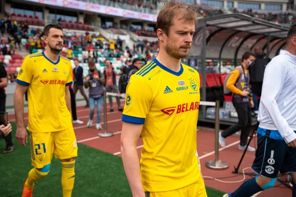 MINSK, BELARUS - 24 Mayıs 2020: FC BATE Borisov oyuncuları Belarus Kupası Finali 2020. Dinamo Stadyumu 'nda (Minsk) FC BATE Borisov - FC Dinamo Brest maçı)