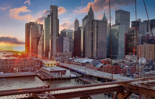 New York Skyline Van Brooklyn Bridge Bij Zonsondergang — Stockfoto