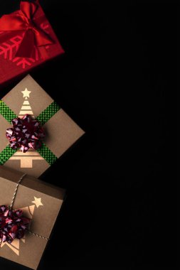 kırmızı hediye kutusu geçmişi, noel hediyeleri ve süslemeler, sevgililer günü sürprizi