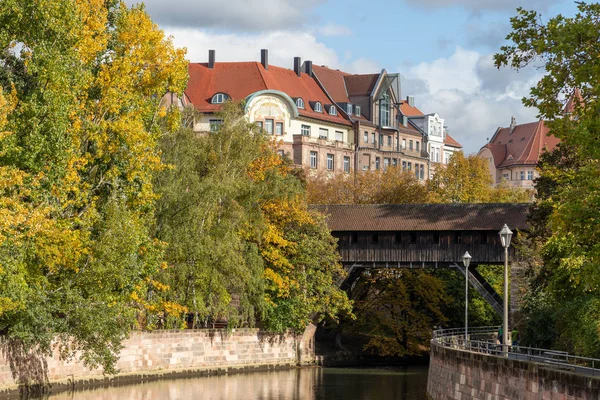 Rzeka Pegnitz w Norymberdze, Bawaria, Niemcy — Zdjęcie stockowe