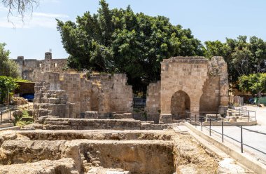 Eski Rodos şehrinde arkeolojik kazılar