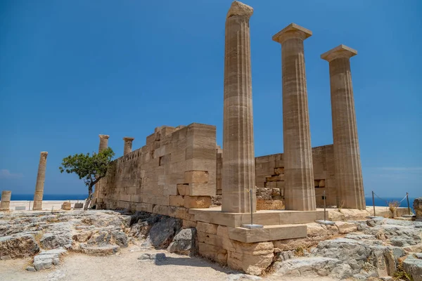 Rovine dell'acropoli di Lindos sull'isola di Rodi, Grecia — Foto Stock