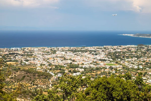 Vista panorámica desde la colina Filerimos en el mar Egeo en Gree — Foto de Stock