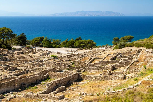 Sito di scavo dell'antica città di Kamiros sul lato ovest o — Foto Stock