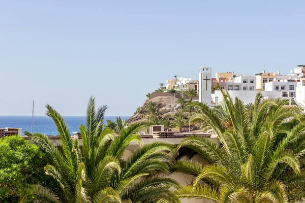 Vista panorámica en Morro Jable en la isla canaria Fuerteventura con p — Foto de Stock