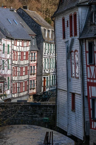 Casas Entramado Madera Largo Del Río Rur Monschau Eifel — Foto de Stock