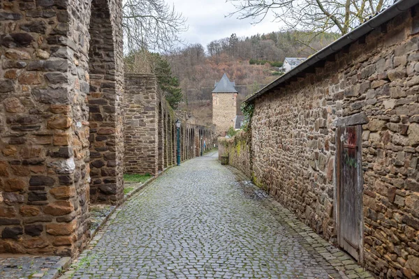 Dlážděná Stezka Podél Historické Městské Hradby Bad Muenstereifel Německo — Stock fotografie