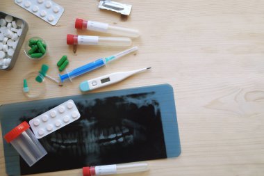 Tıbbi ekipman, laboratuvar geçmişi.