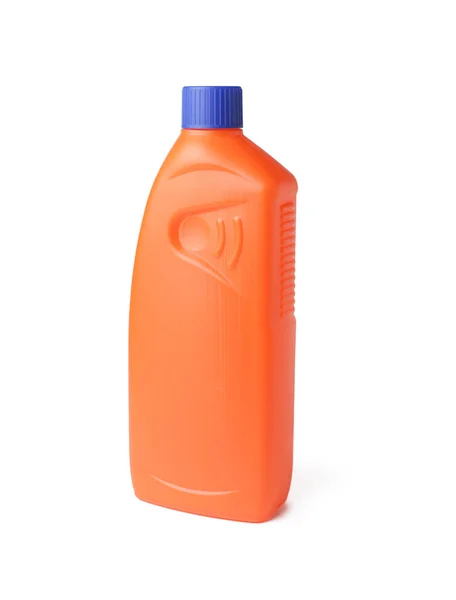 Kapalı turuncu plastik şişe temizleyici ve dezenfekte edici veya motor yağı, boş, beyaz arka planda izole