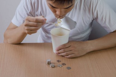 Serbest adam maaş, ağız sonuçta stresli yok 