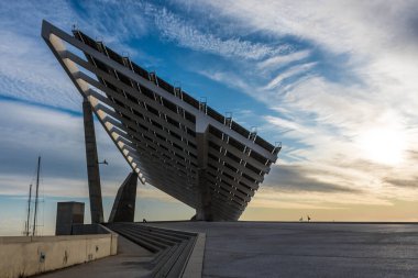 Barselona 'daki dev güneş paneli