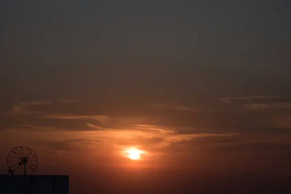 Barevná Obloha Mrakem Při Západu Slunce — Stock fotografie