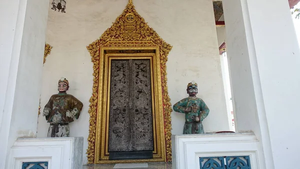 Entrada Principal Wat Ratcha Orasaram Tailândia — Fotografia de Stock