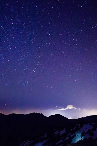Ciel nocturne avec étoiles au-dessus de l'île de Tenerife, îles Canaries — Photo