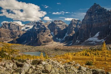 Banff Ulusal Parkı, Kanada gölde Eiffel Vadisi