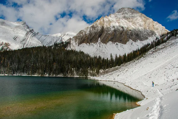 Τσέστερ λίμνη Peter Lougheed επαρχιακό πάρκο, κοντά σε Canmore, Ab, Καναδάς — Φωτογραφία Αρχείου