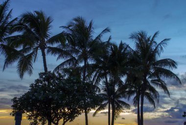 Waikiki 'de gün batımı Honolulu Hawaii' nin bir parçası, Usa