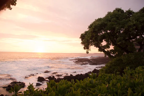 Pôr do sol em Kona, no Havaí — Fotografia de Stock