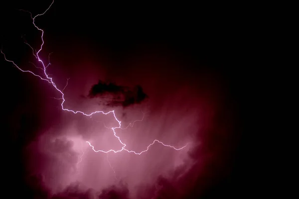 Éclairs Colorés Lors Orage Lors Une Chaude Journée Été — Photo