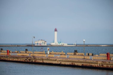 Odessa limanındaki deniz feneri.