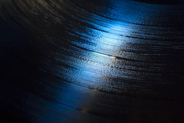 暗い環境でのビニールレコード — ストック写真