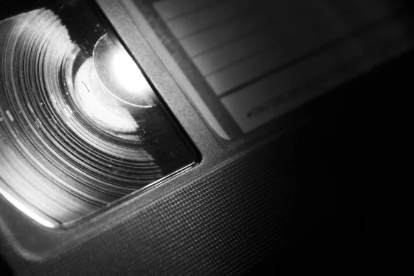 Alte Vhs Videokassette Vor Dunklem Hintergrund Schwarz Weiß — Stockfoto