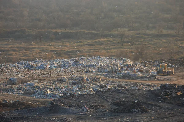 Stockage Des Déchets Dans Une Grande Décharge Près Ville — Photo