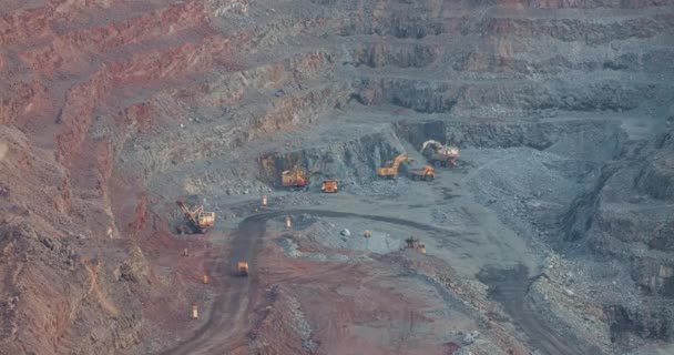 Minerai Fer Timelapse Dans Une Carrière — Video