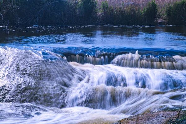 Fluxo Água Cachoeira Cascata Com Uma Longa Exposição — Fotografia de Stock