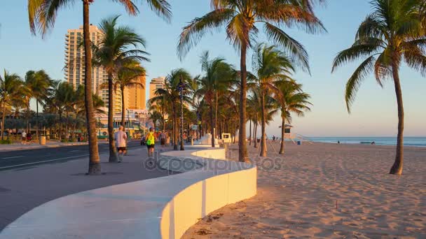 Fort Lauderdale frente al mar al amanecer — Vídeos de Stock