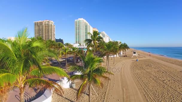 Fort Lauderdale Beach y A1A video aéreo de carretera — Vídeo de stock