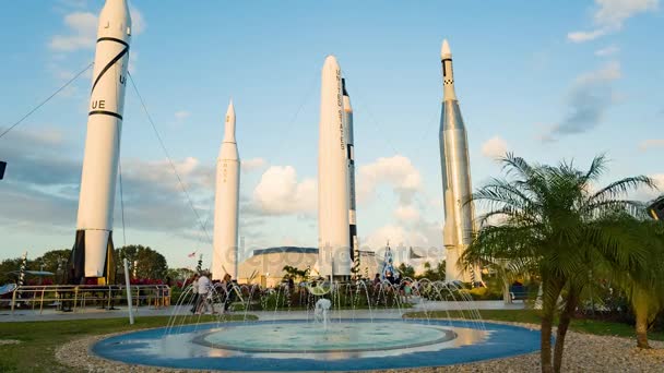 Rocket Garden no Centro Espacial Kennedy — Vídeo de Stock