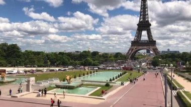 Eyfel Kulesi Tour Eiffel, Paris, gündüz görünümü