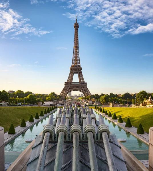 Вид на Ейфелеву вежу від Trocadero — стокове фото