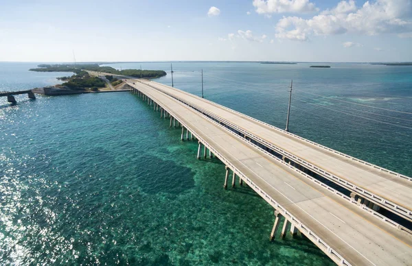 Luchtfoto van Bahia Honda bridge — Stockfoto