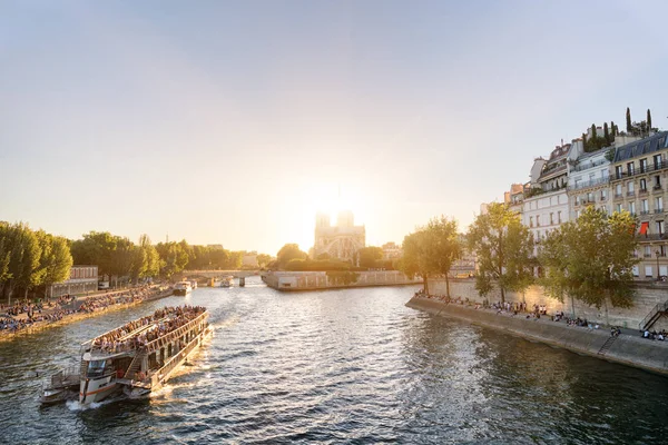 我们的巴黎 Cathedral.Paris 女士。法国 — 图库照片