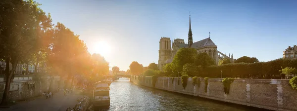 我们的巴黎 Cathedral.Paris 女士。法国 — 图库照片
