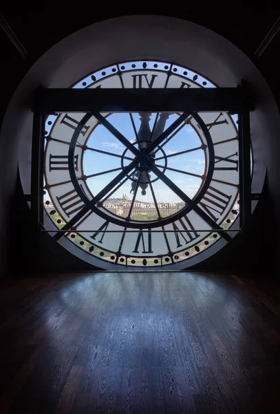 Orsay Müzesi'nde ünlü saat — Stok fotoğraf