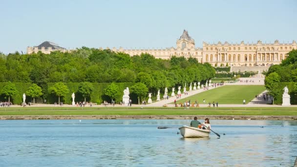 Der große Kanal des Palastes von Versailles in Frankreich — Stockvideo