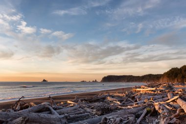 Sunset bulvarında Rialto Beach, Wa.
