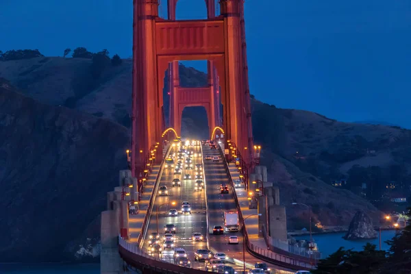 Мост Золотые Ворота на восходе солнца, Сан-Франциско США — стоковое фото