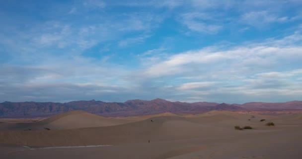 Solnedgången timelapse på dunes i Death Valley, Kalifornien, Usa — Stockvideo