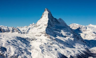 Zermatt Matterhorn dağ manzaralı kar manzaralı İsviçre Alpleri