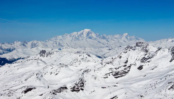 Mont blanc sonnenuntergang blick schneebedeckter berg vom mont vallon meribel 3 täler — Stockfoto