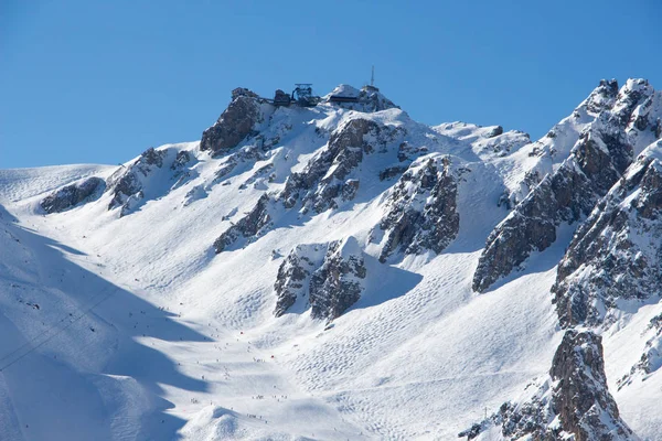 Pic de Saulire courchevel cabine vista estação grand couloir preto declive pôr do sol neve montanha paisagem França alpes — Fotografia de Stock
