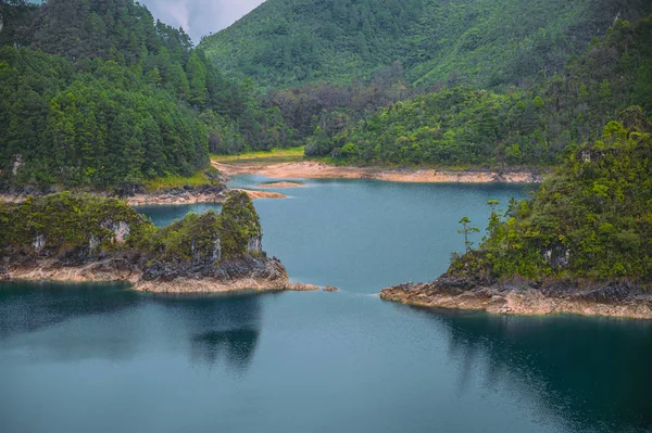 Hermoso Paisaje Lago Azul Llamado Lagunas Montebello Chiapas México Fondo — Foto de Stock