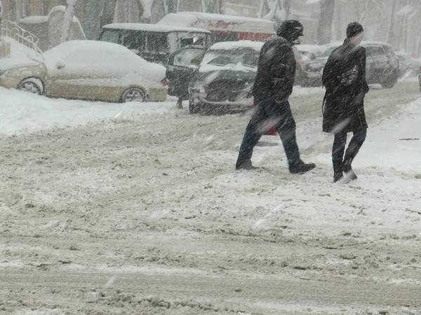 Bedeckt Naturkatastrophen Winter Schneesturm Starker Schneefall Lähmten Stadtautobahnen Zusammenbruch Schneebedeckter — Stockfoto