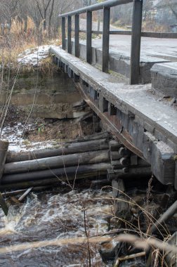 Köyün eski köprü